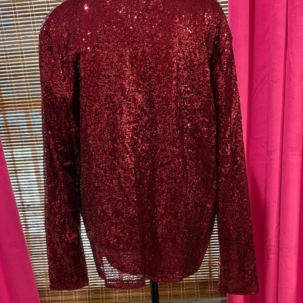 Women’s XL - Sequin V-Neck Red Top - Picture 4 of 4